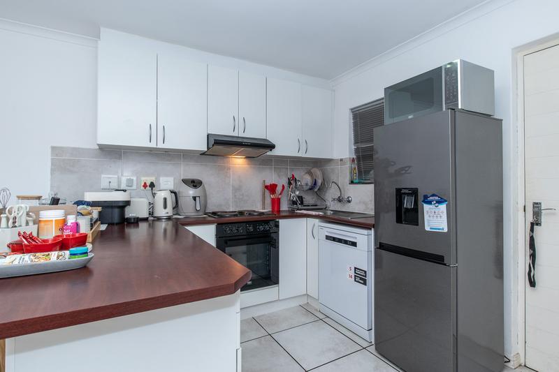 2 Bedroom Property for Sale in Plumstead Western Cape